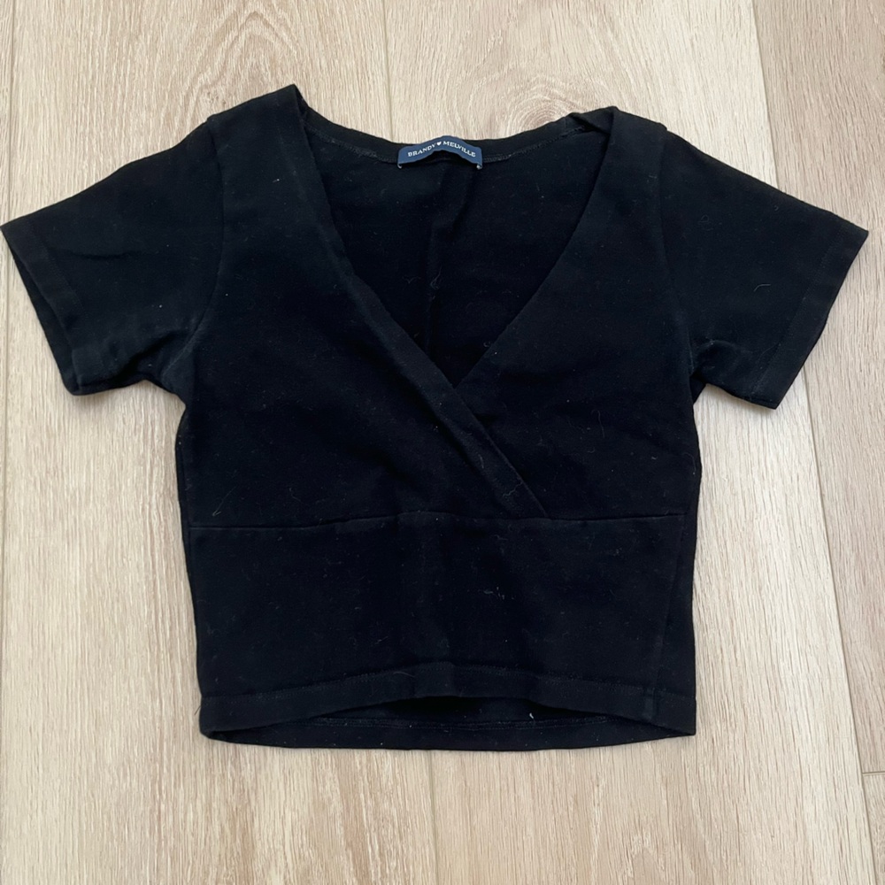Brandy Melville shirt